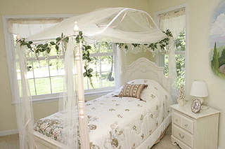 bedroom kids real estate photo photograph photography digital image Tom Palmer Fantastic Places info@fantasticplaces.com